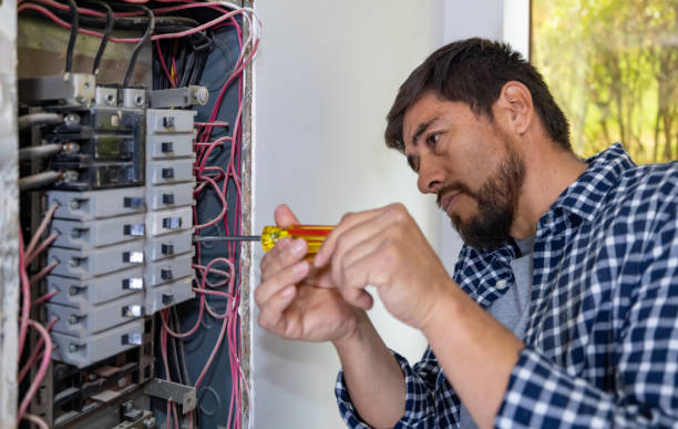 Best Circuit Breaker Repair  in Oral City, FL